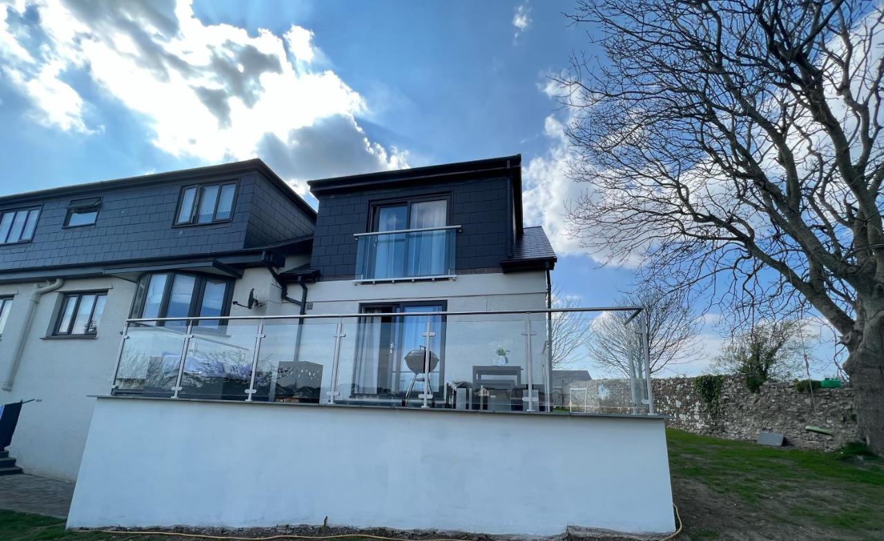 Orchard Lodge -Coastal Retreat, New Build, Village Views, Private Garden And Terrace Saint Brides Major Exterior photo